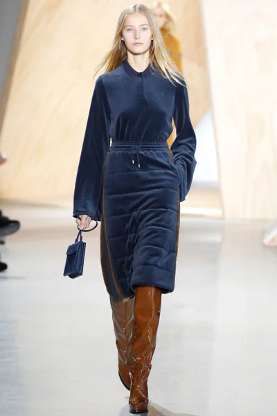 Look 36